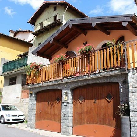 Chalet Con Piscina Garzeno Екстериор снимка